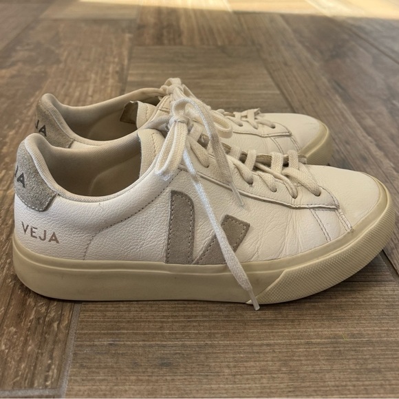 Veja Campo Sneakers Women’s size 7 (38) - Picture 6 of 11